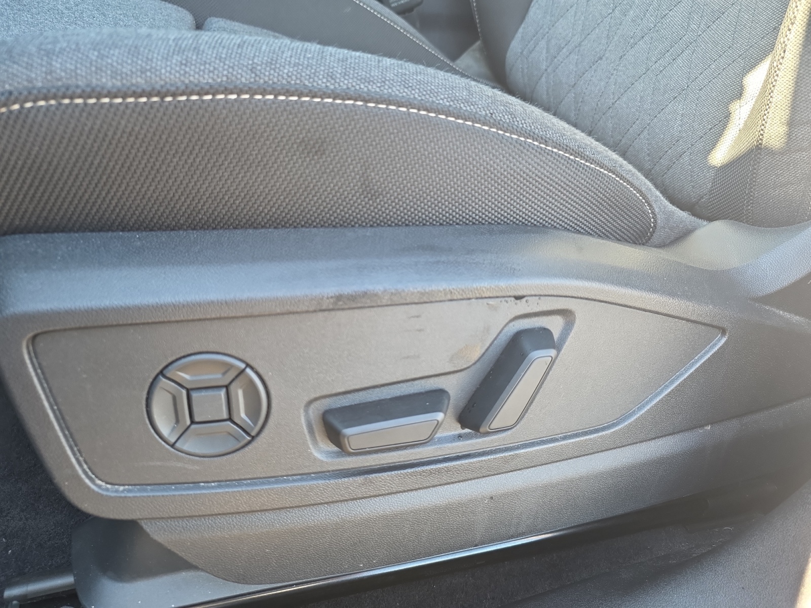 AUDI Q5+SPORTBACK
