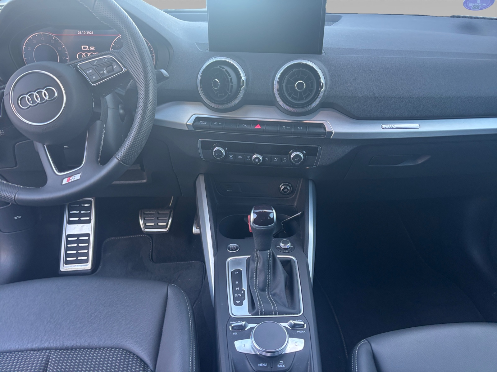 AUDI Q2 CONSOLE+CENTRALE