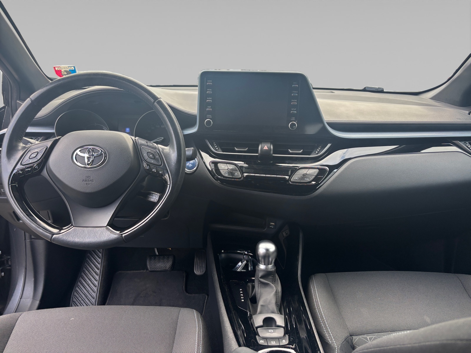TOYOTA C HR+HYBRIDE+PRO+MC19 SIEGE+AVANT+PASSAGER