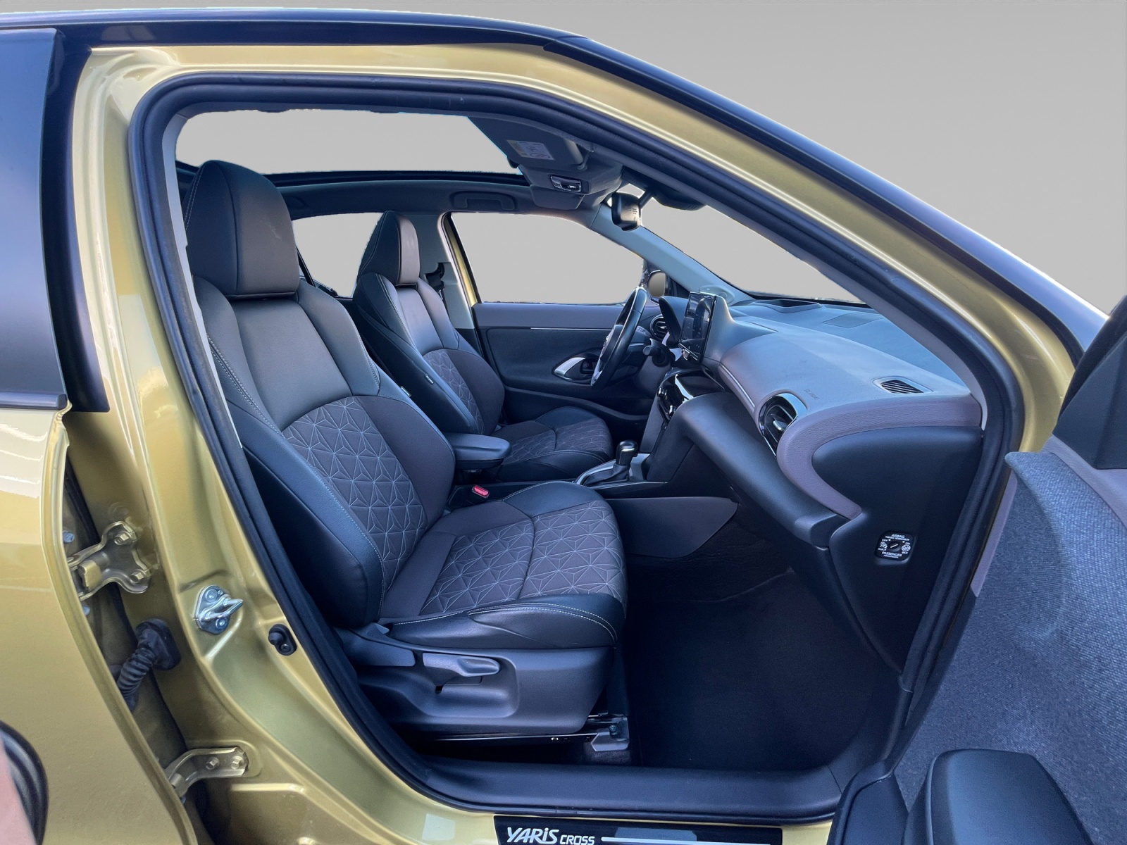 TOYOTA YARIS+CROSS+HYBRIDE+MY21 INTERIEUR+PASSAGER