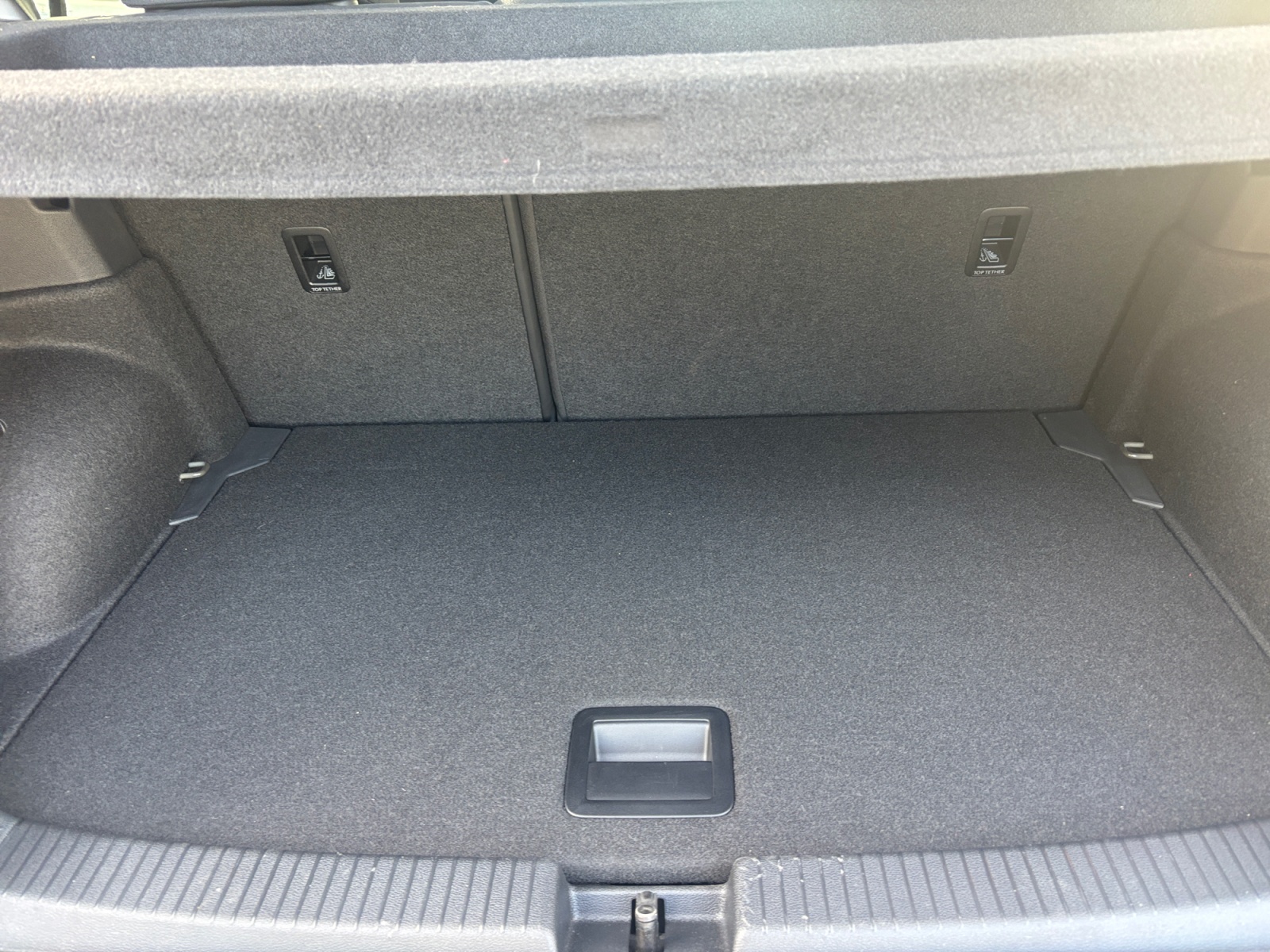 VOLKSWAGEN T CROSS