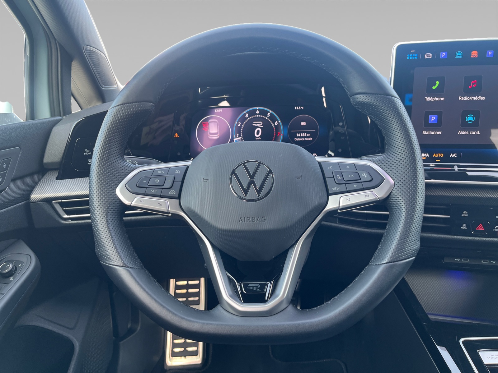 VOLKSWAGEN GOLF POSTE+DE+PILOTAGE