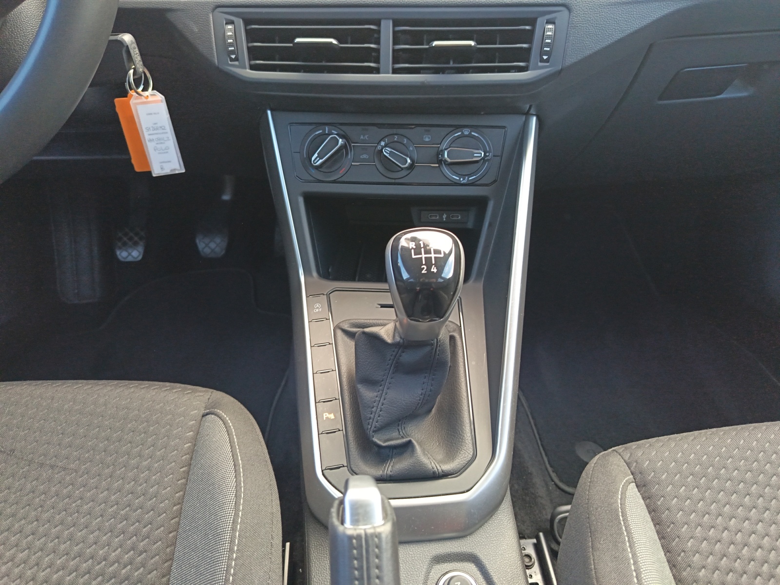VOLKSWAGEN POLO CONSOLE+CENTRALE