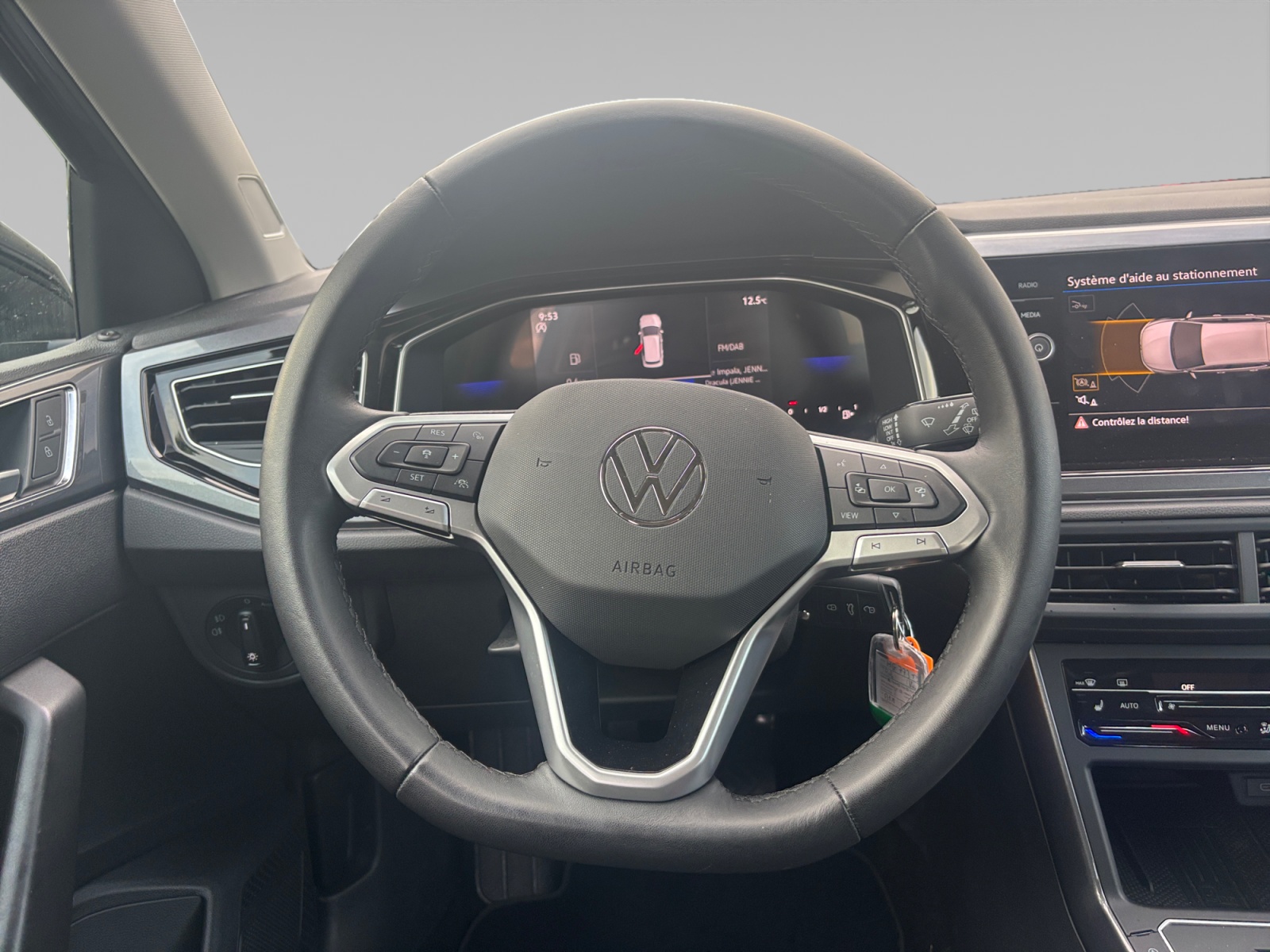 VOLKSWAGEN POLO POSTE+DE+PILOTAGE