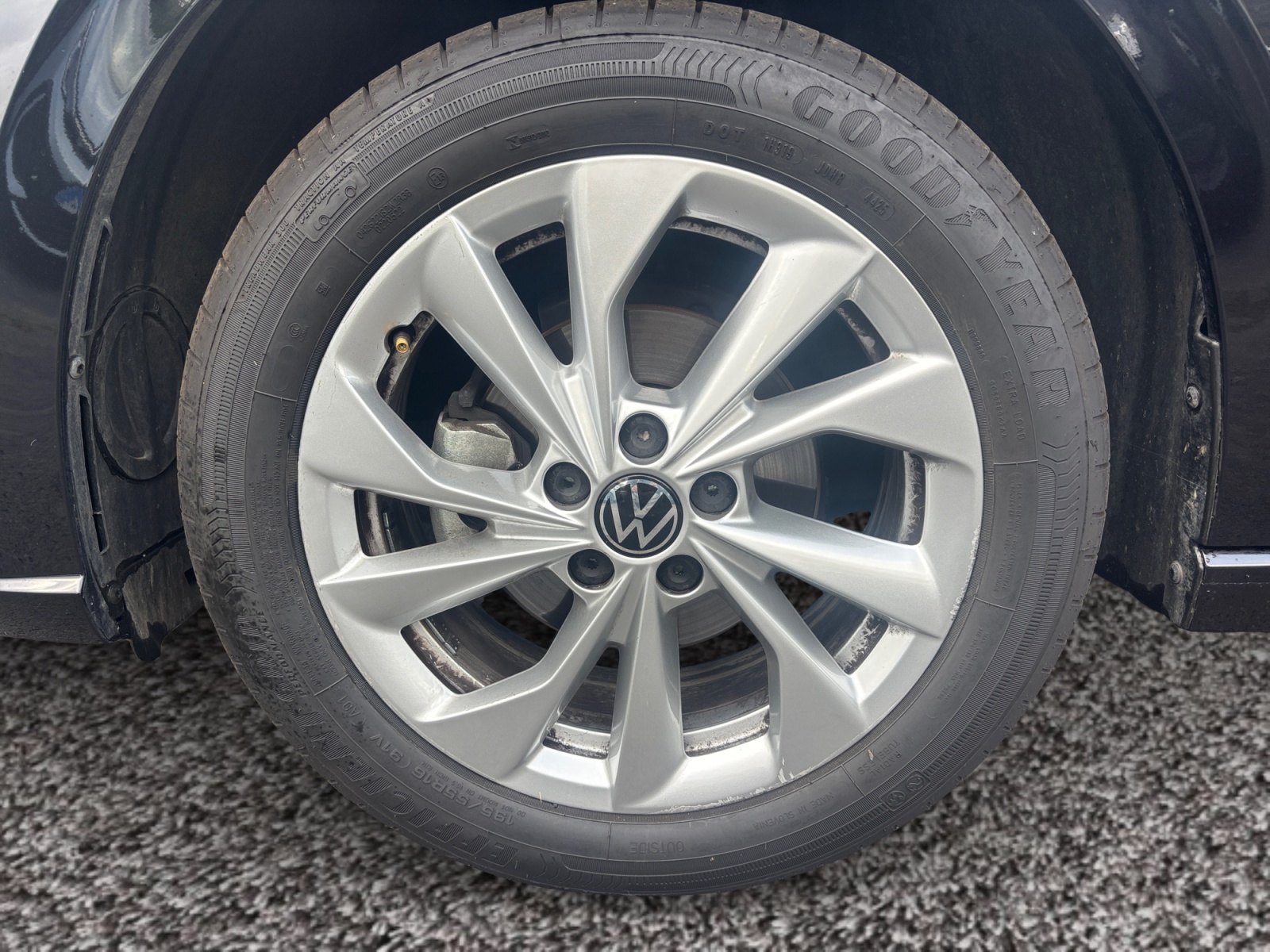 VOLKSWAGEN POLO JANTE+AVANT+GAUCHE