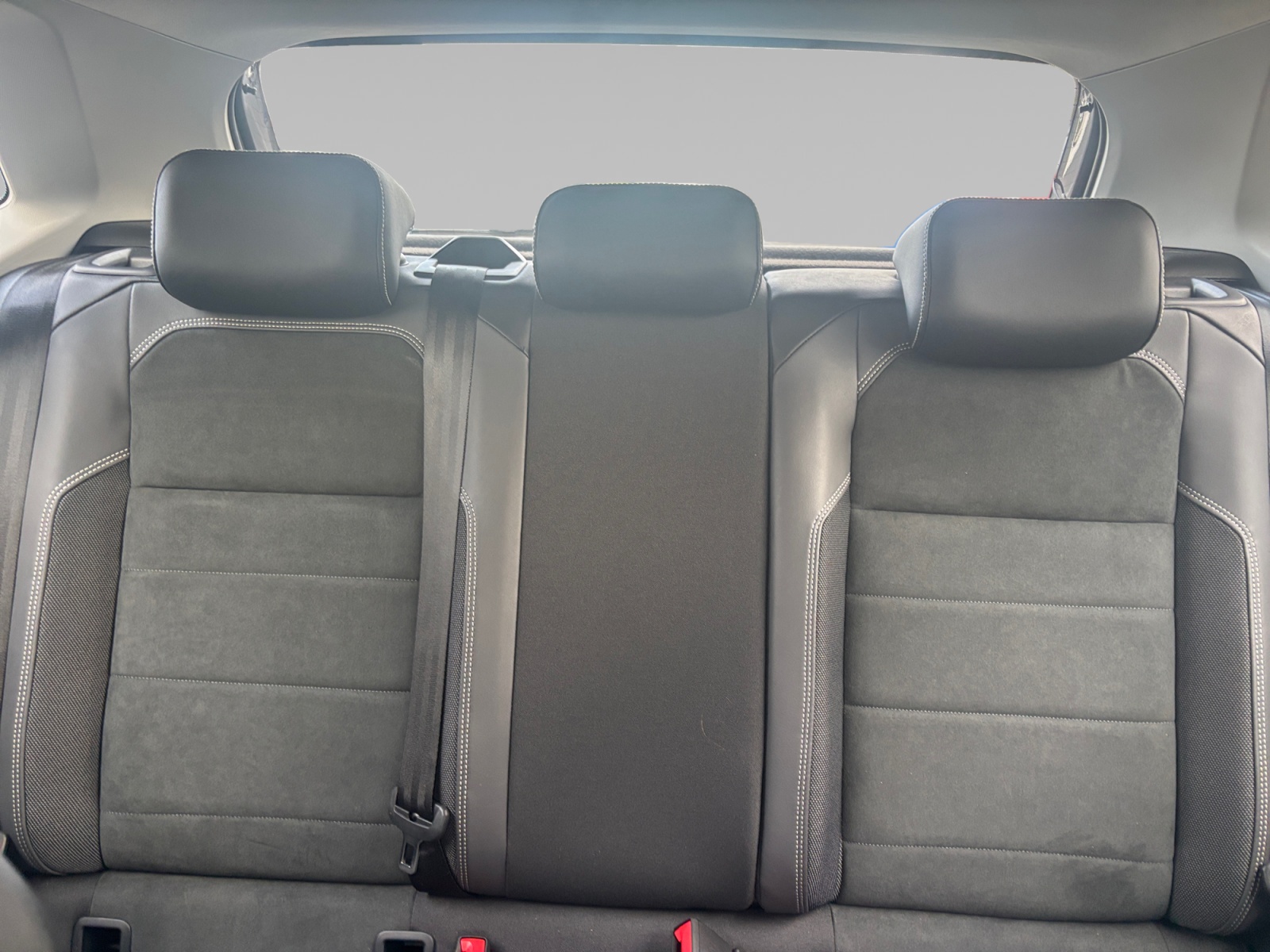 VOLKSWAGEN POLO SIEGE+ARRIERE+GAUCHE