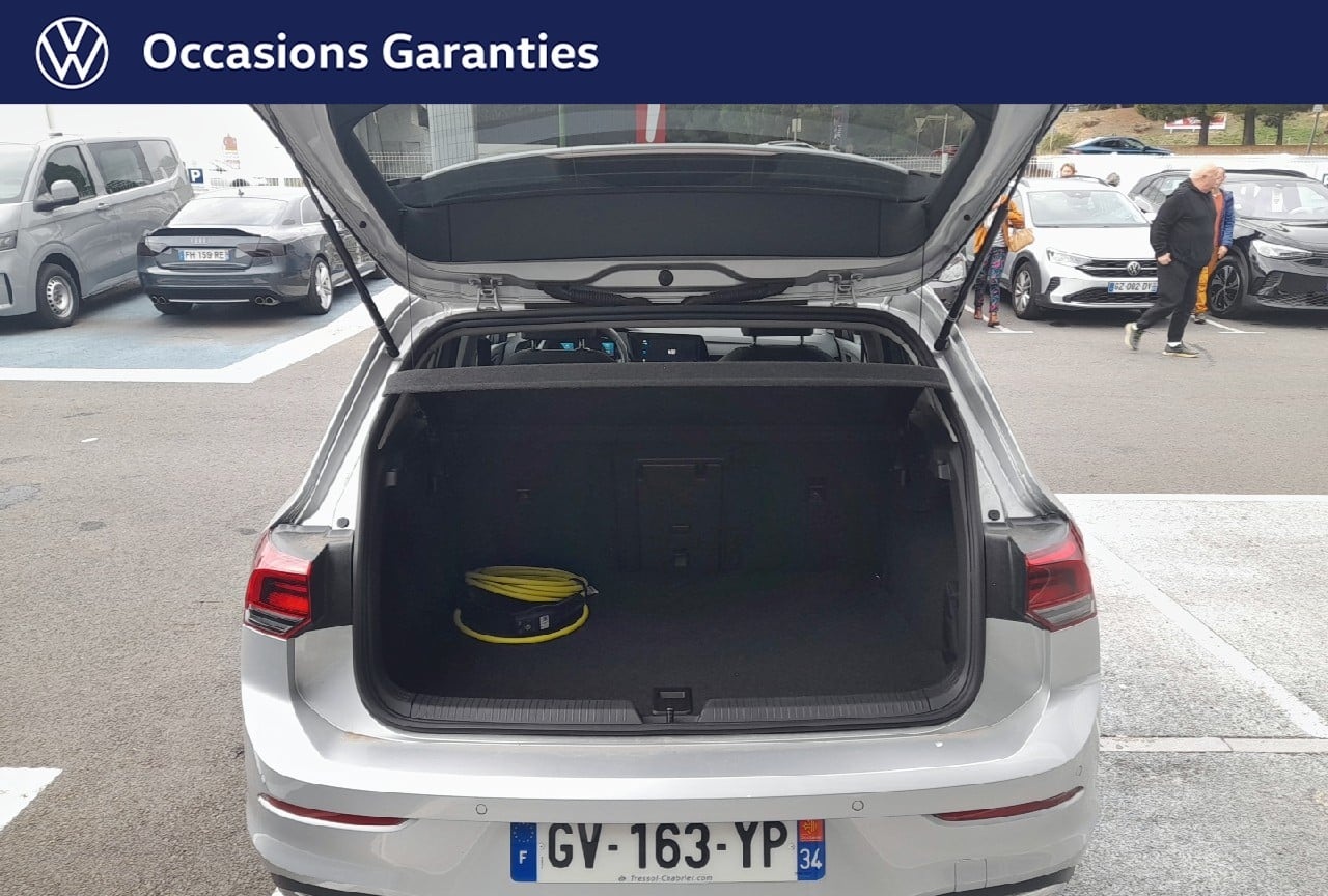 VOLKSWAGEN GOLF COFFRE
