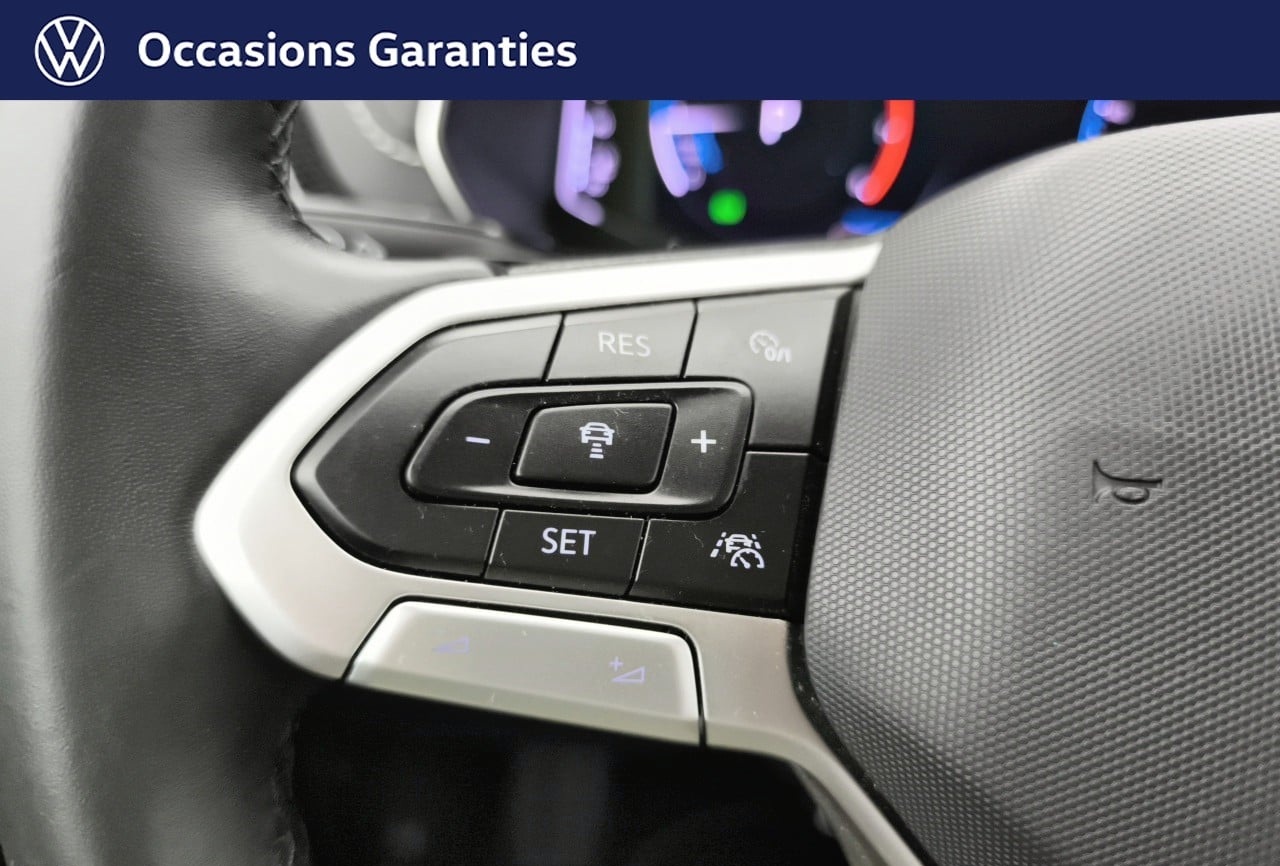 VOLKSWAGEN T CROSS