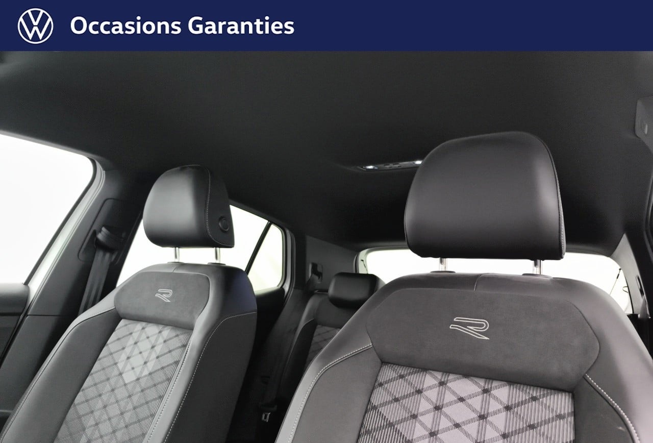 VOLKSWAGEN T CROSS SIEGE+CONDUCTEUR