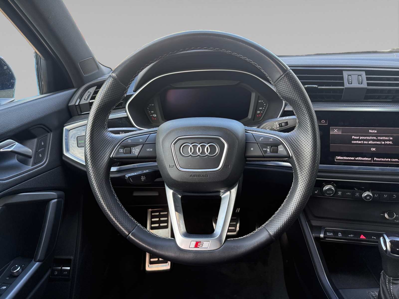 AUDI Q3 POSTE+DE+PILOTAGE
