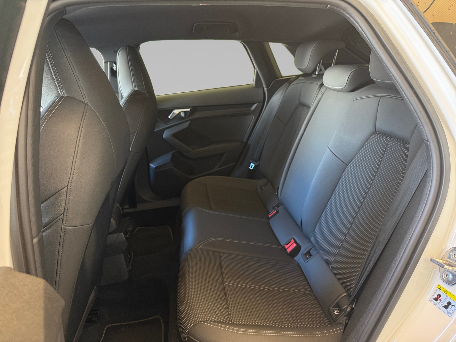 AUDI A3+SPORTBACK SIEGE+ARRIERE+GAUCHE