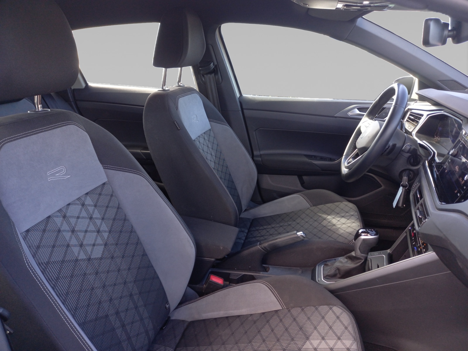 VOLKSWAGEN POLO INTERIEUR+PASSAGER