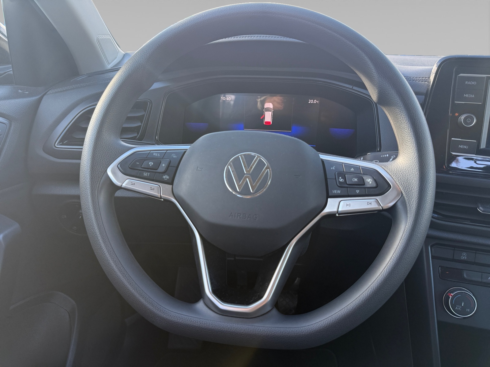VOLKSWAGEN T ROC POSTE+DE+PILOTAGE