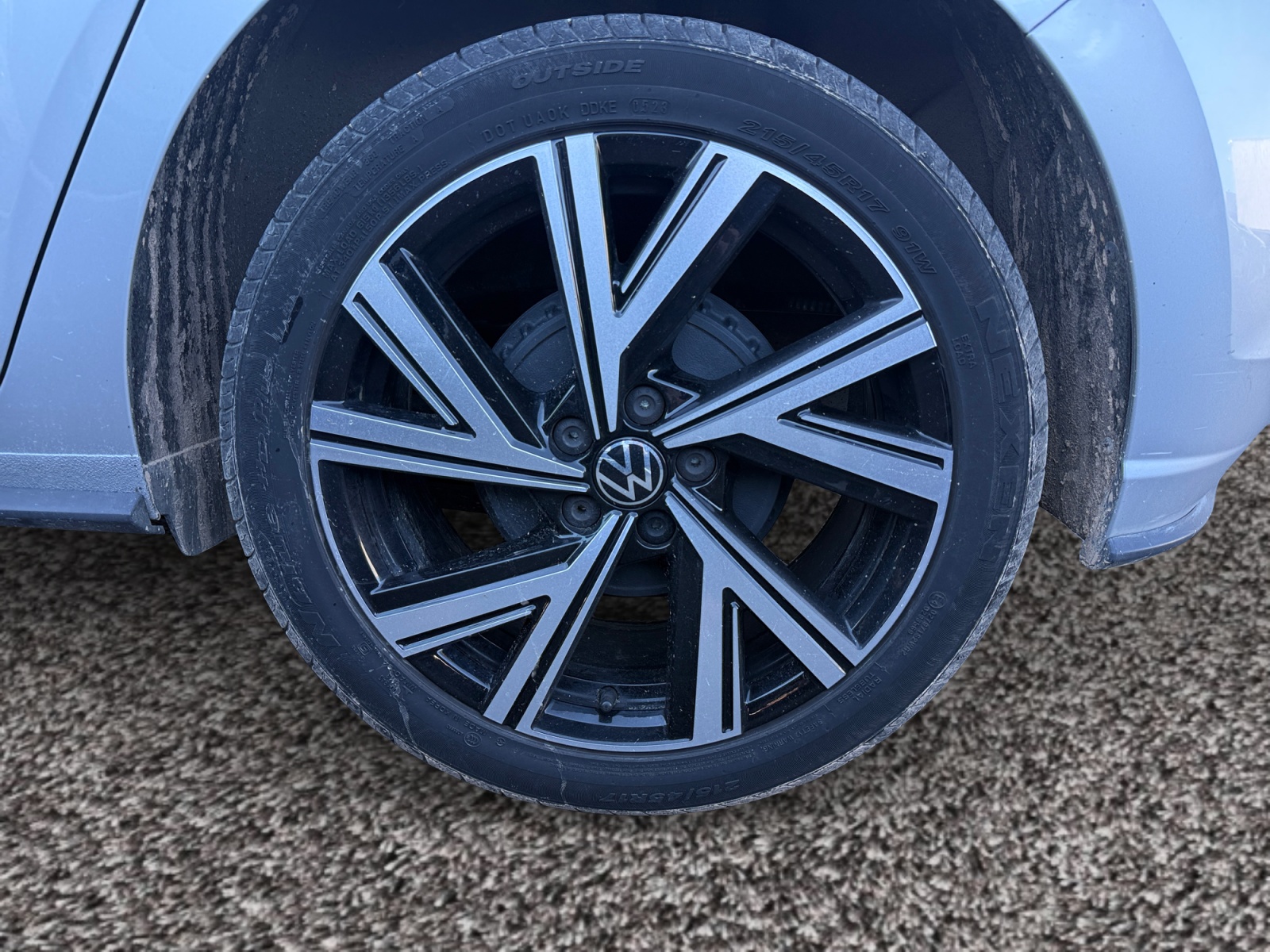 VOLKSWAGEN POLO JANTE+AVANT+GAUCHE