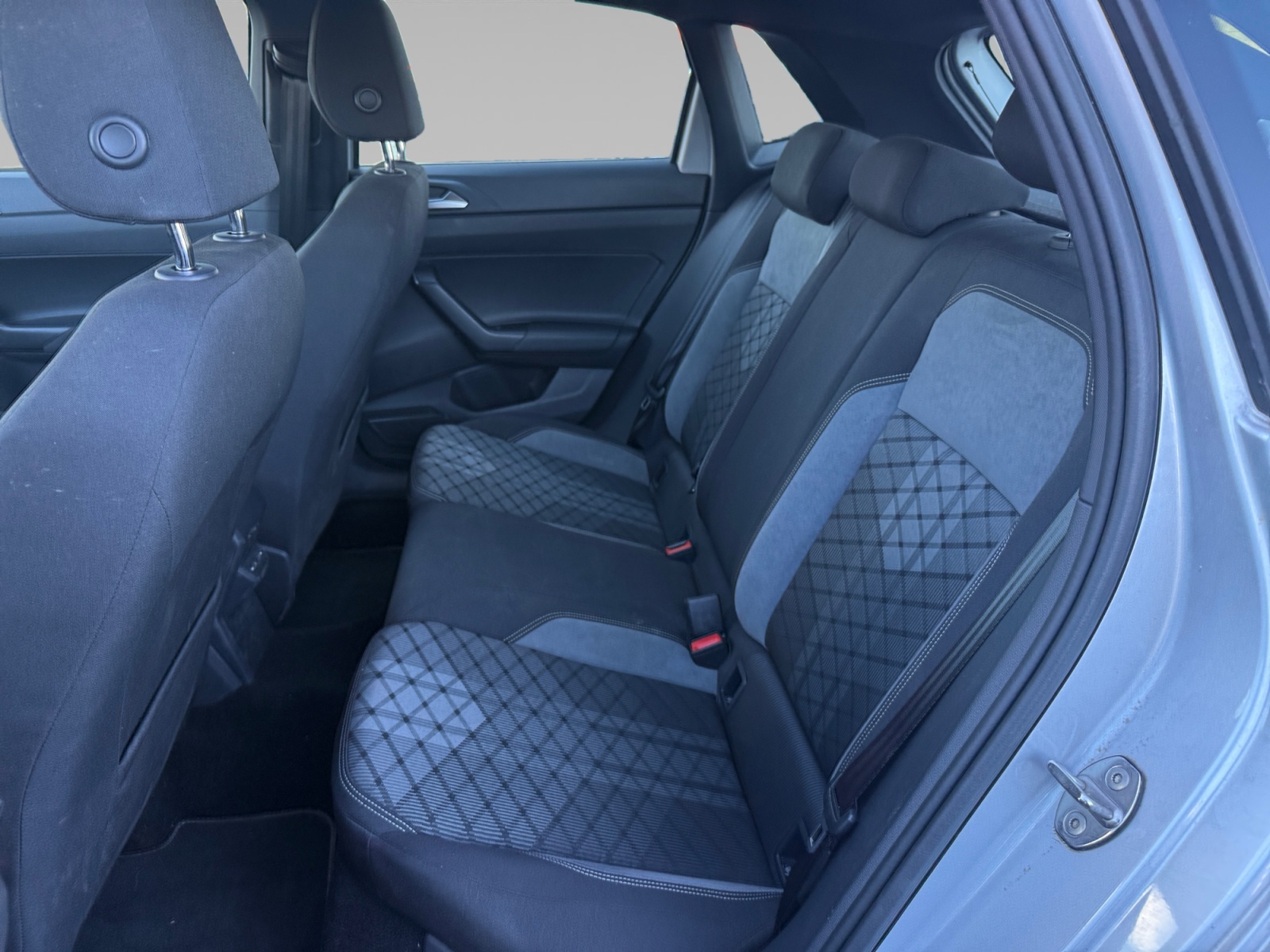 VOLKSWAGEN POLO SIEGE+ARRIERE+GAUCHE