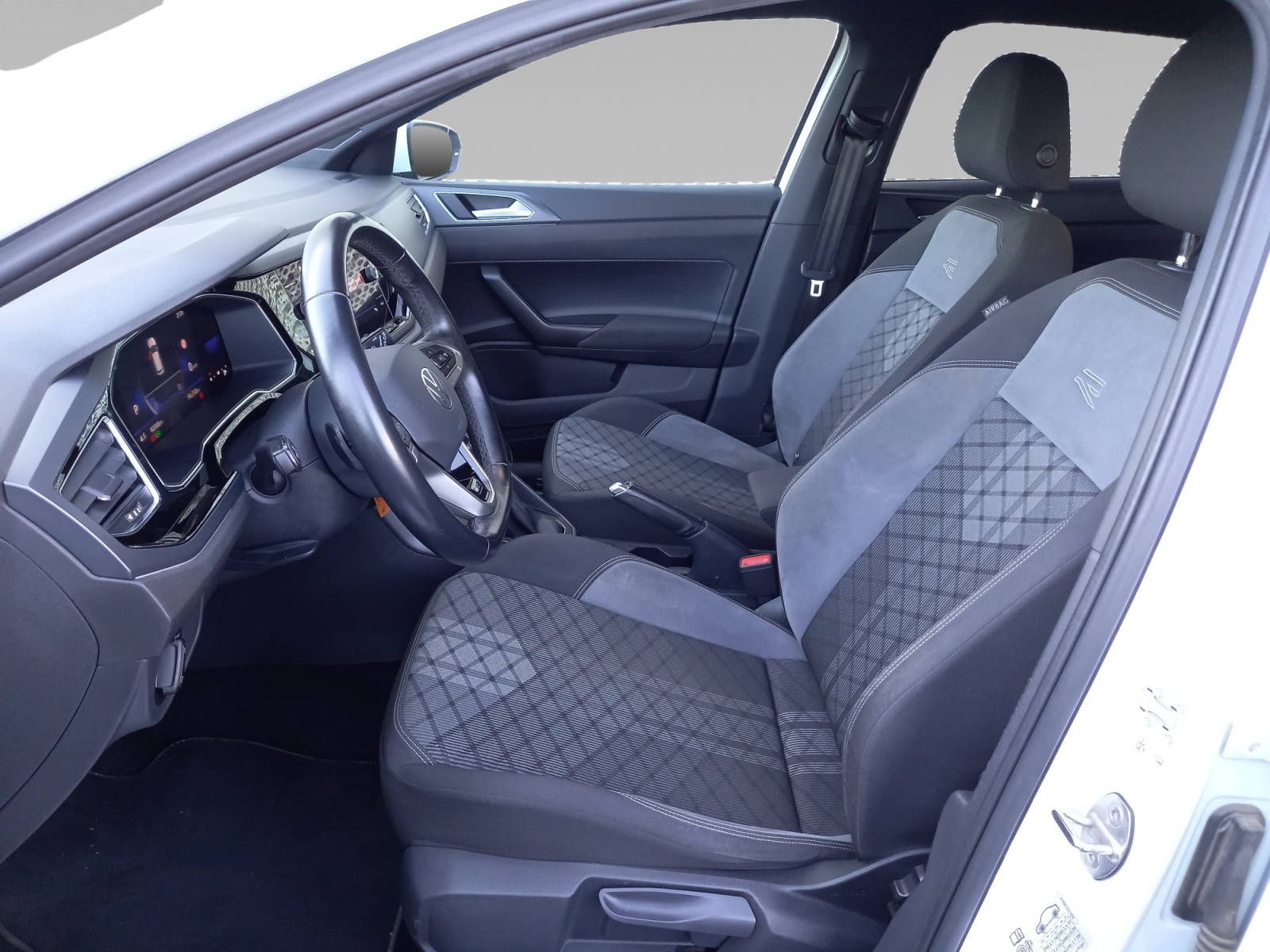 VOLKSWAGEN POLO INTERIEUR+CONDUCTEUR
