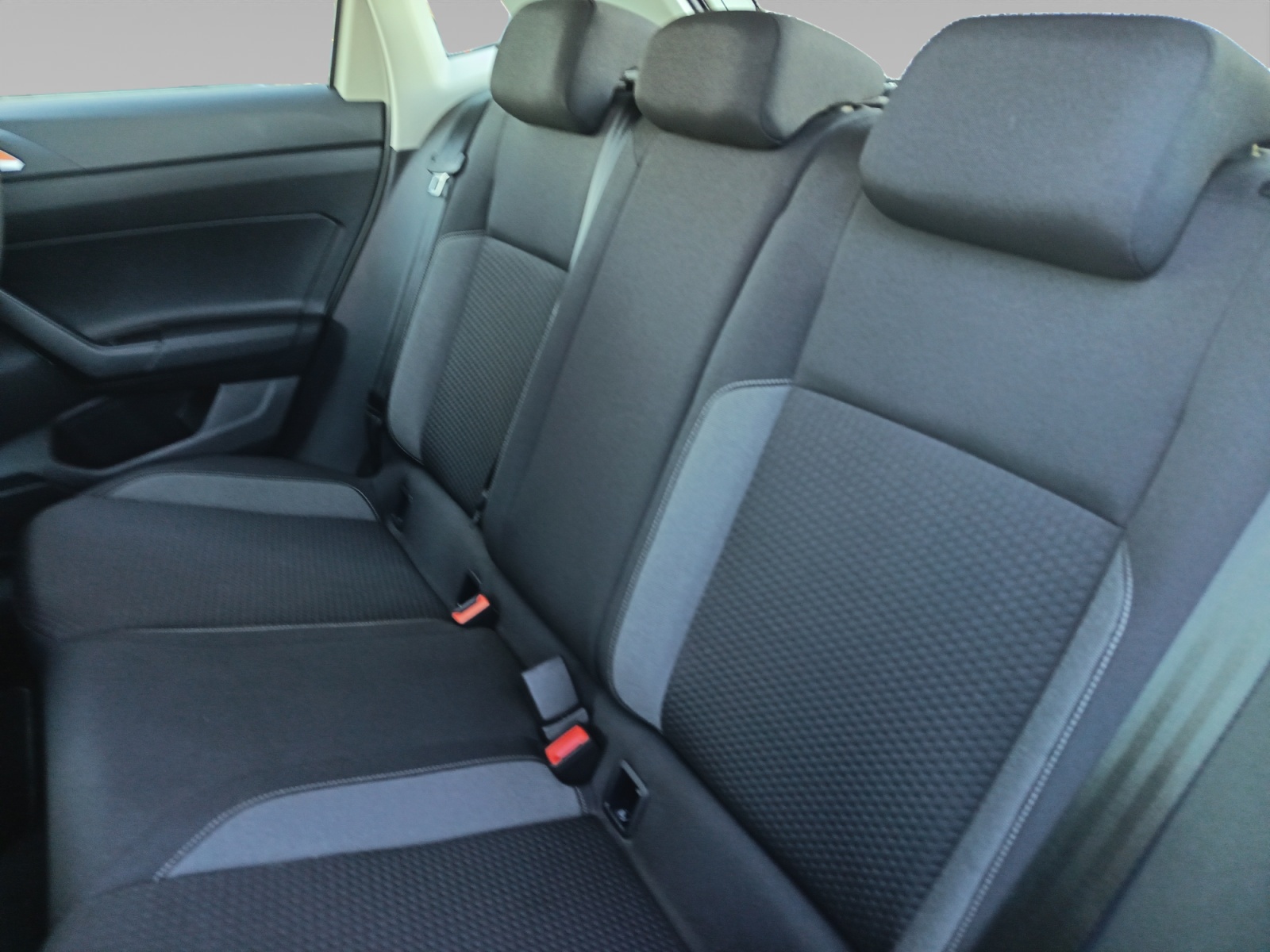 VOLKSWAGEN POLO SIEGE+ARRIERE+GAUCHE