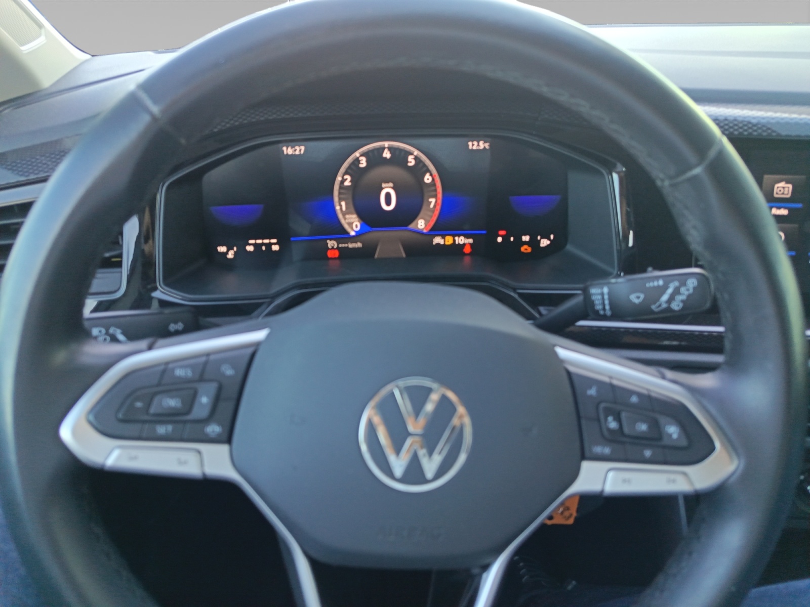 VOLKSWAGEN POLO POSTE+DE+PILOTAGE