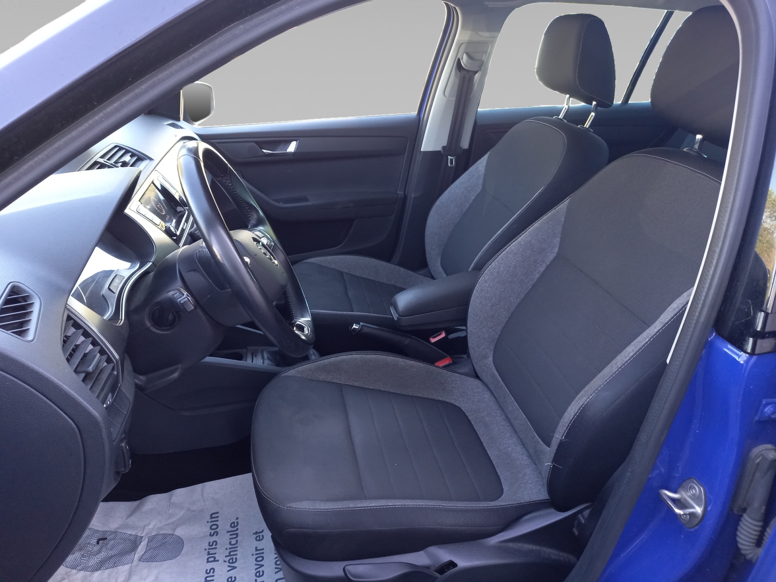SKODA FABIA INTERIEUR+CONDUCTEUR
