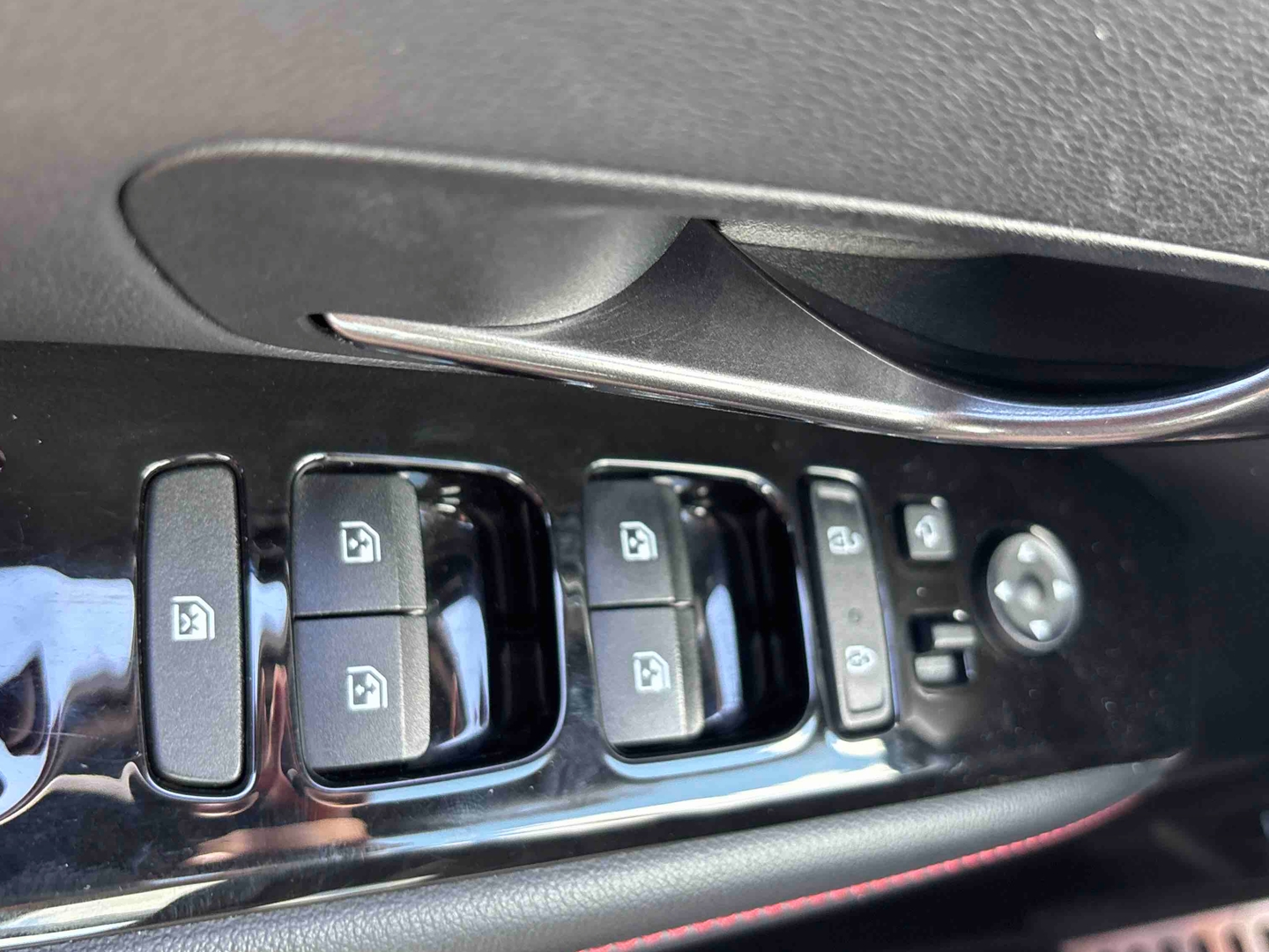 HYUNDAI Tucson 1.6 CRDi 136 Hybrid 48V DCT-7 N Line Executive - Véhicule Occasion - Océane Auto HYUNDAI Tucson 1.6 CRDi 136 Hybrid 48V DCT-7 N Line Executive - Véhicule Occasion Océane Auto