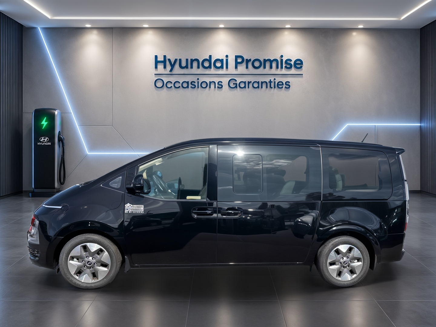HYUNDAI Staria 1.6 T-GDI 225 Hybrid BVA6 Executive - Véhicule Occasion Océane Auto
