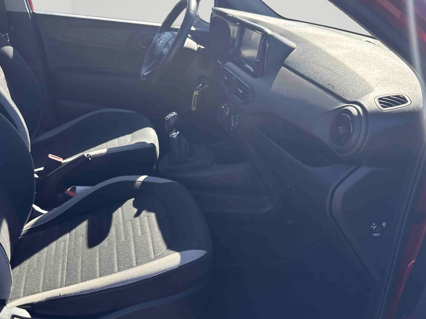 HYUNDAI i10 1.0 67 ECO Intuitive - Véhicule Occasion Océane Auto