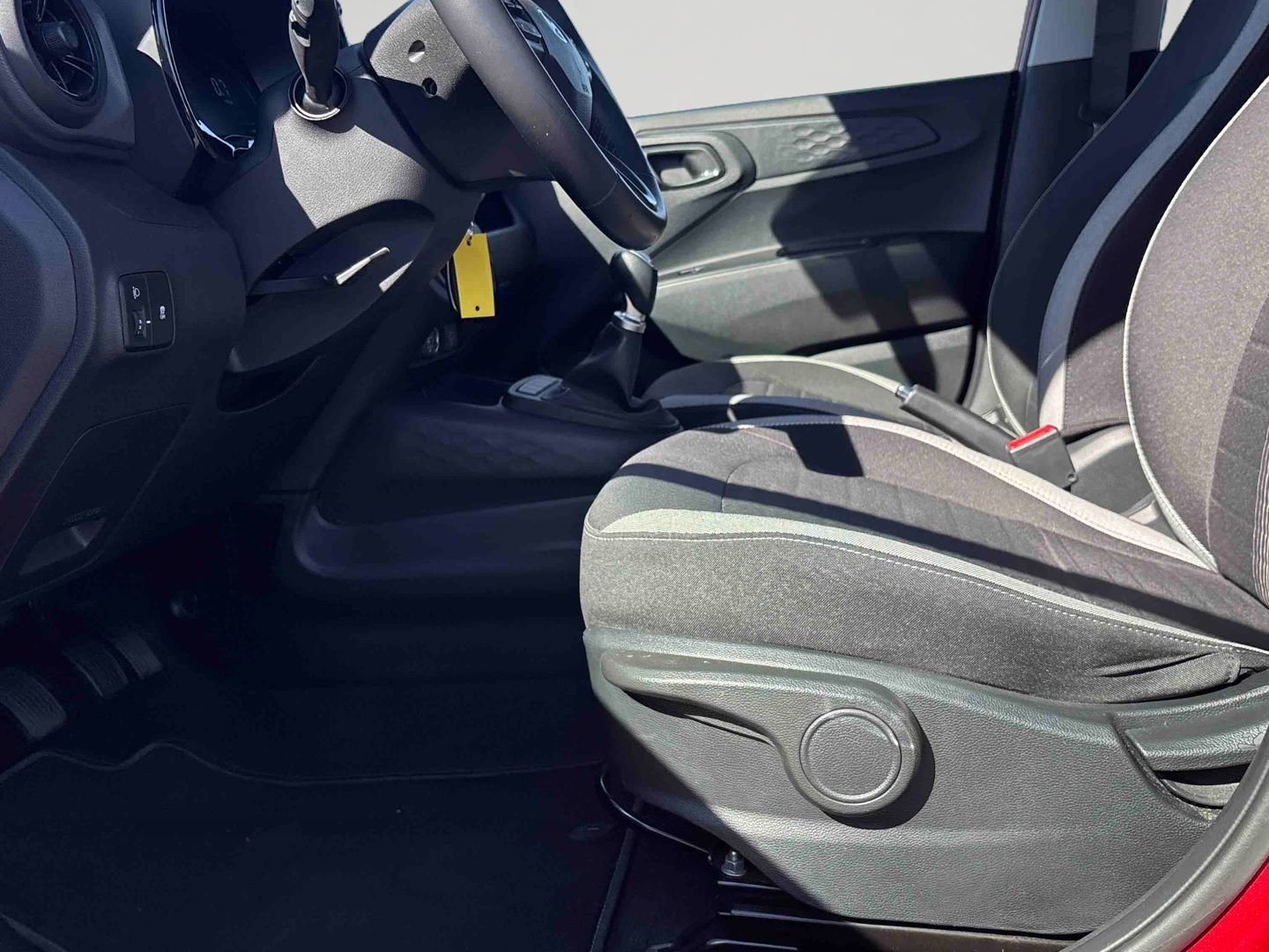 HYUNDAI i10 1.0 67 ECO Intuitive - Véhicule Occasion Océane Auto