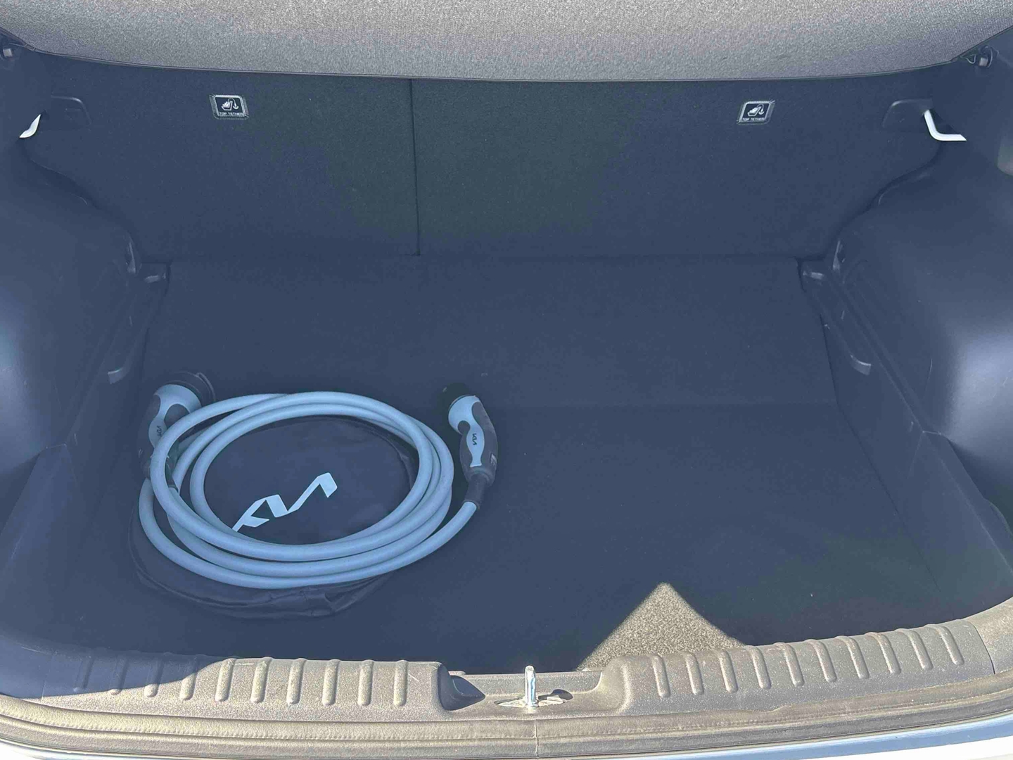 KIA Niro EV Electrique 204 ch Premium - Véhicule Occasion - Océane Auto KIA Niro EV Electrique 204 ch Premium - Véhicule Occasion Océane Auto
