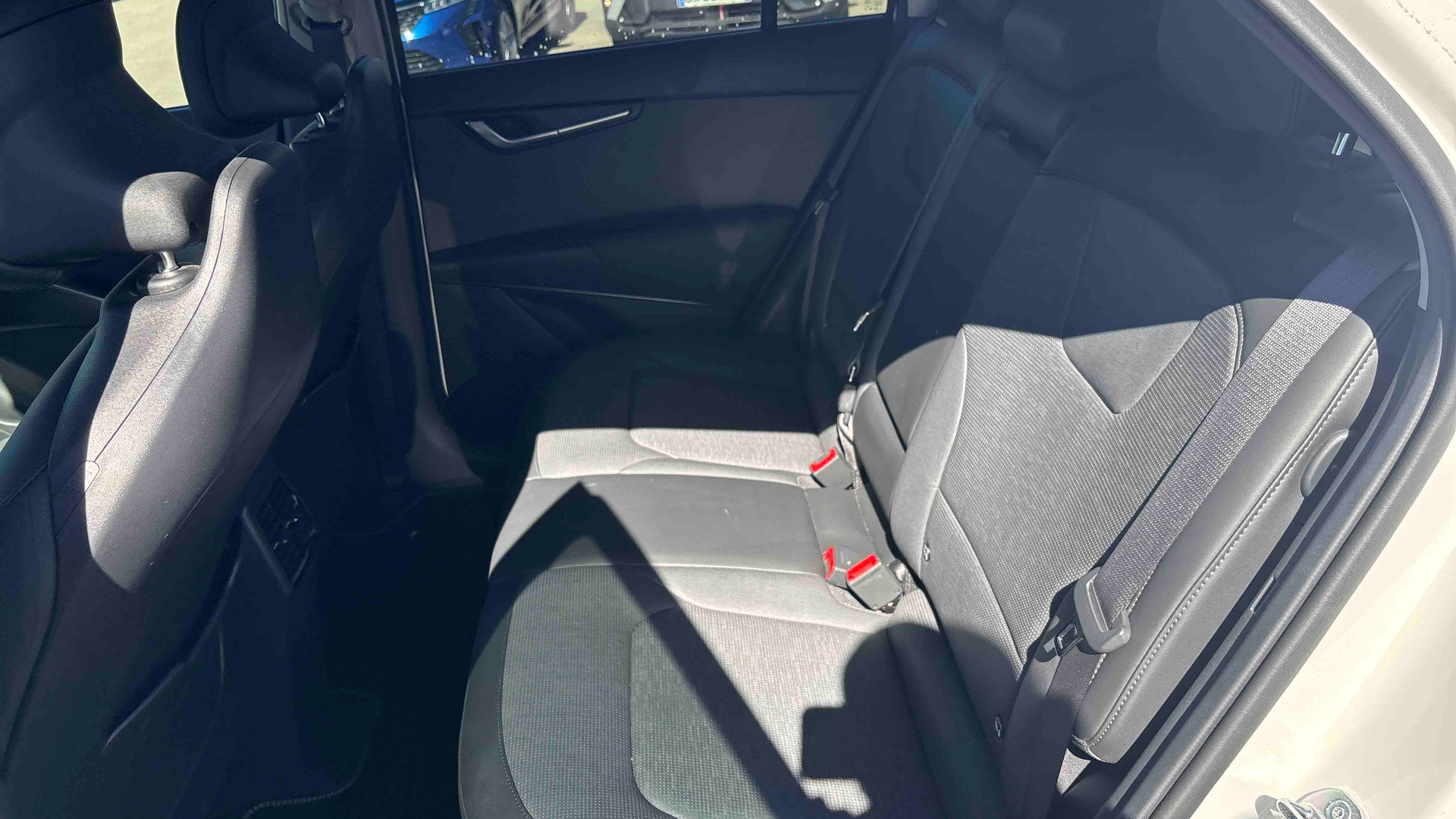 KIA Niro EV Electrique 204 ch Premium - Véhicule Occasion - Océane Auto KIA Niro EV Electrique 204 ch Premium - Véhicule Occasion Océane Auto