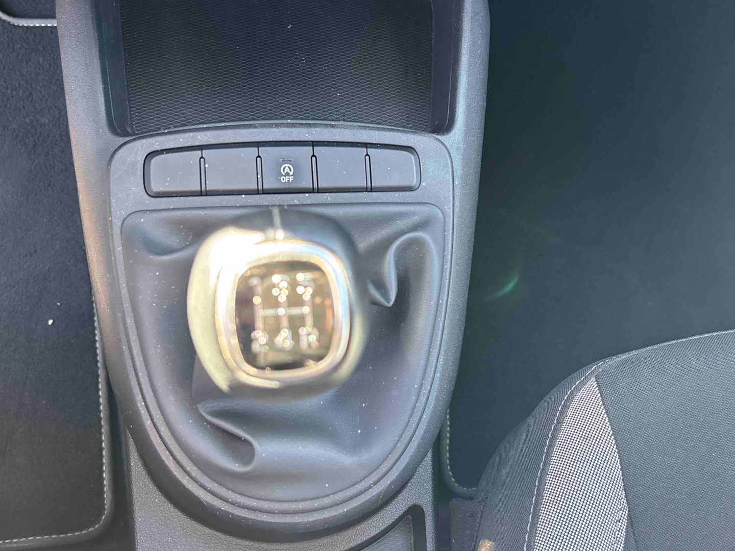 HYUNDAI i10 1.0 67 ECO Intuitive - Véhicule Occasion Océane Auto