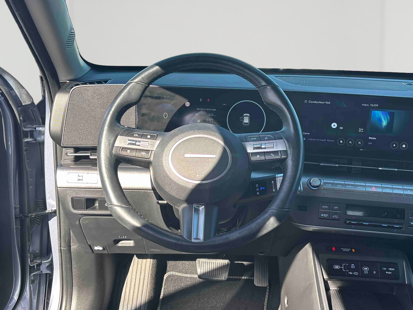 HYUNDAI Kona Electrique 65 kWh - 217 ch Creative - Véhicule Occasion Océane Auto