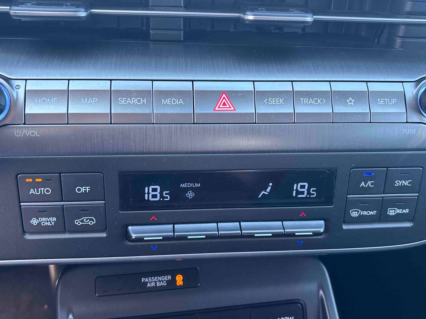 HYUNDAI Kona Electrique 65 kWh - 217 ch Creative - Véhicule Occasion Océane Auto