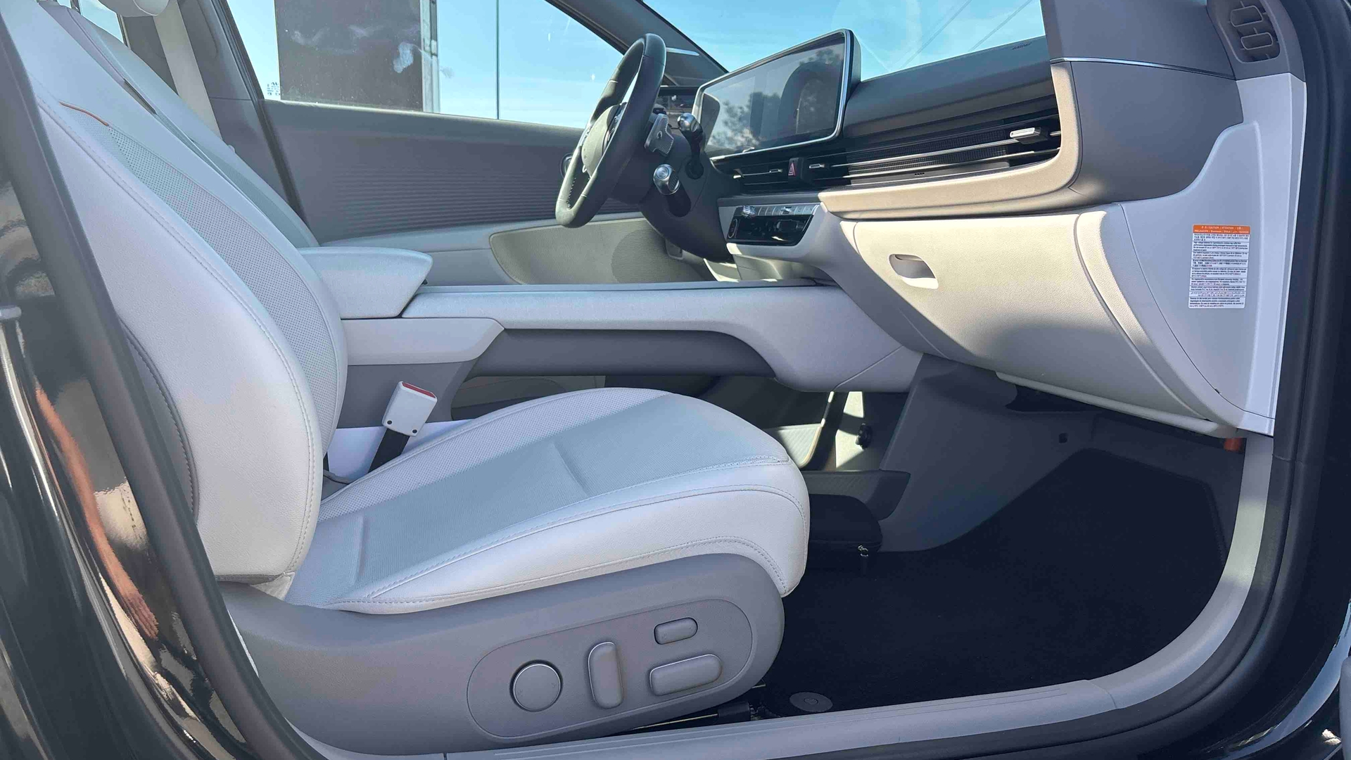 HYUNDAI Ioniq 6 77 kWh 229 ch Executive - Véhicule Occasion - Océane Auto HYUNDAI Ioniq 6 77 kWh 229 ch Executive - Véhicule Occasion Océane Auto