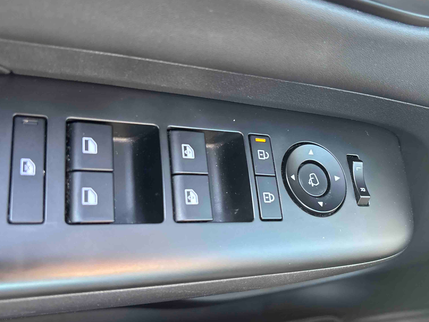 HYUNDAI Kona Electrique 65 kWh - 217 ch Creative - Véhicule Occasion Océane Auto