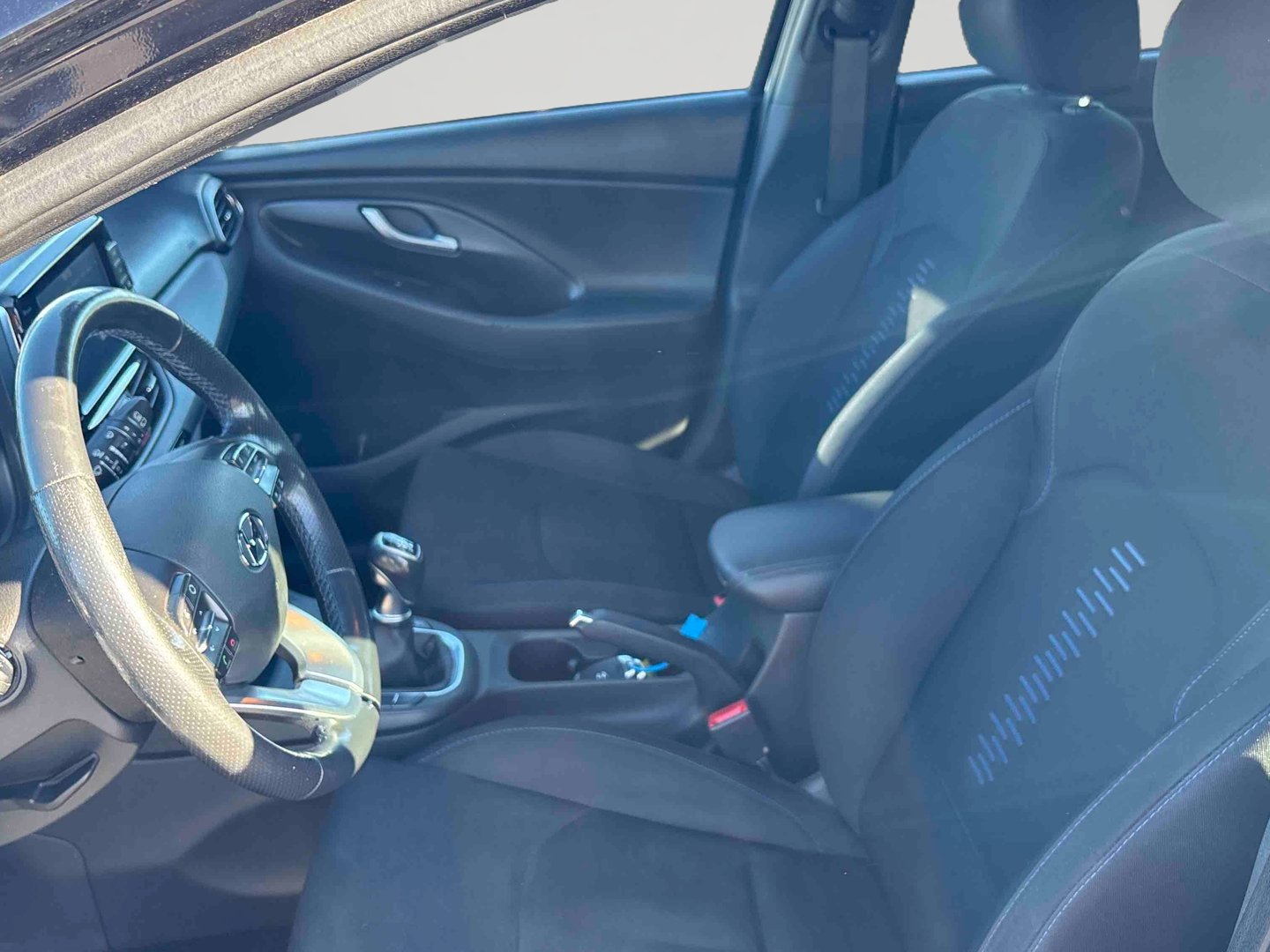 HYUNDAI i30 1.0 T-GDi 120 BVM6 Edition #Mondial - Véhicule Occasion - Océane Auto HYUNDAI i30 1.0 T-GDi 120 BVM6 Edition #Mondial - Véhicule Occasion Océane Auto