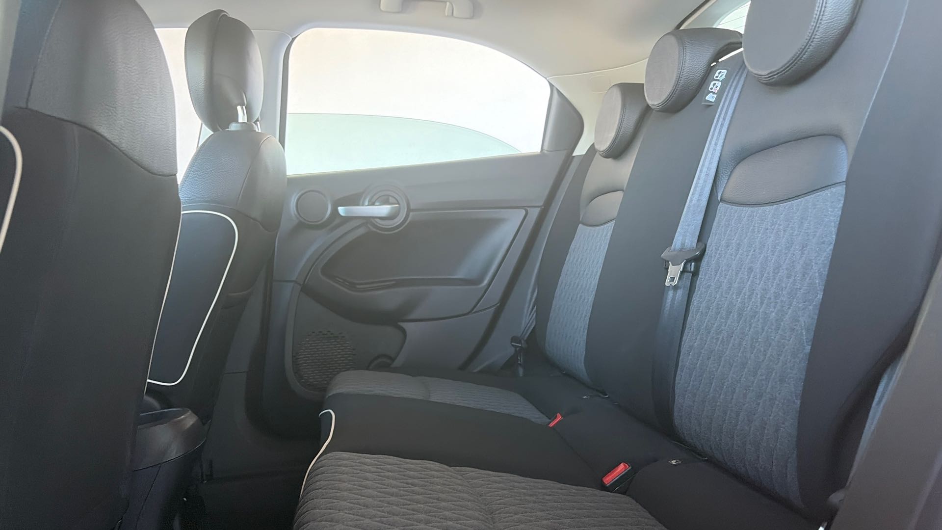 FIAT 500X 1.0 FireFly Turbo T3 120 ch Cross - Véhicule Occasion - Océane Auto FIAT 500X 1.0 FireFly Turbo T3 120 ch Cross - Véhicule Occasion Océane Auto