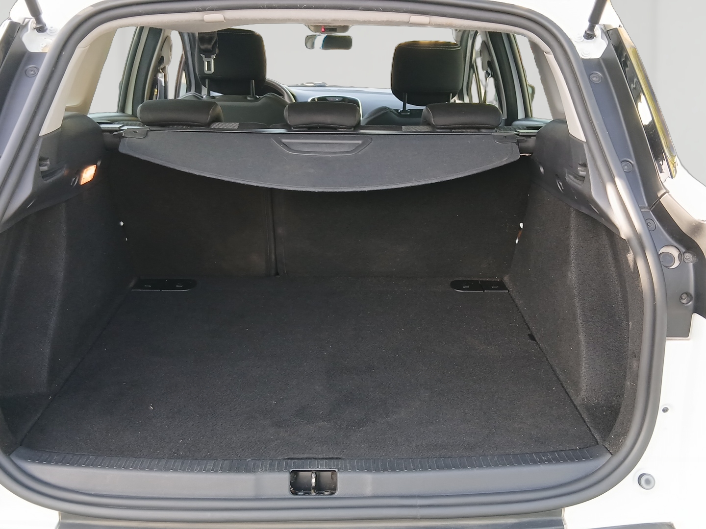 RENAULT Clio Estate dCi 90 Energy Business EDC - Véhicule Occasion - Océane Auto RENAULT Clio Estate dCi 90 Energy Business EDC - Véhicule Occasion Océane Auto