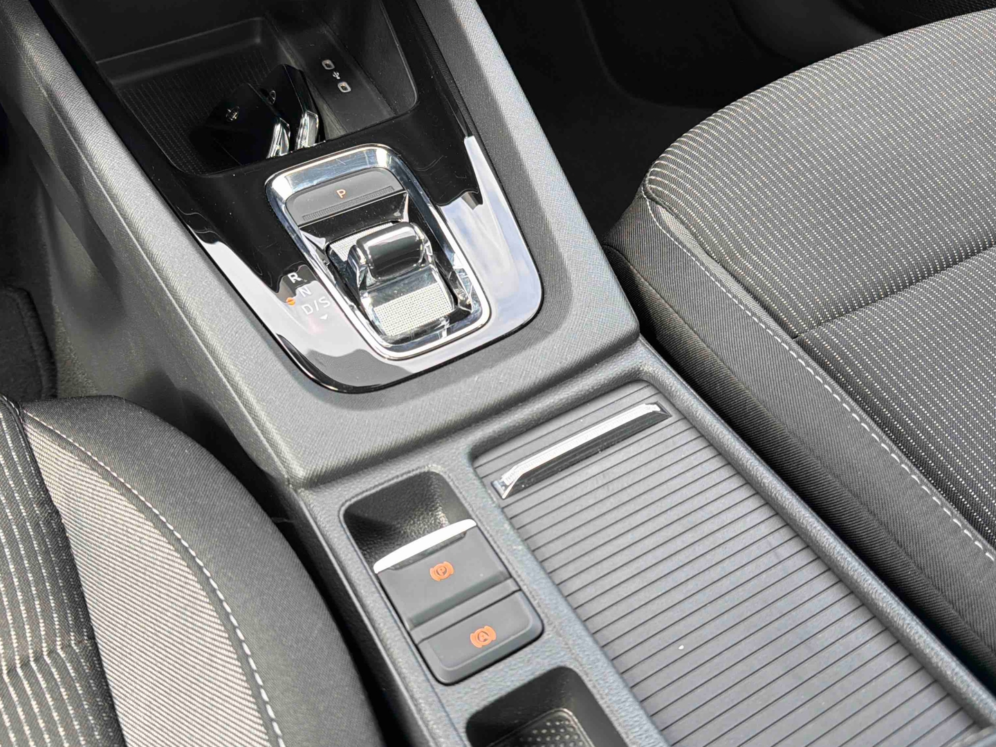 SKODA Octavia Combi 2.0 TDI 116 ch DSG7 Business - Véhicule Occasion - Océane Auto SKODA Octavia Combi 2.0 TDI 116 ch DSG7 Business - Véhicule Occasion Océane Auto