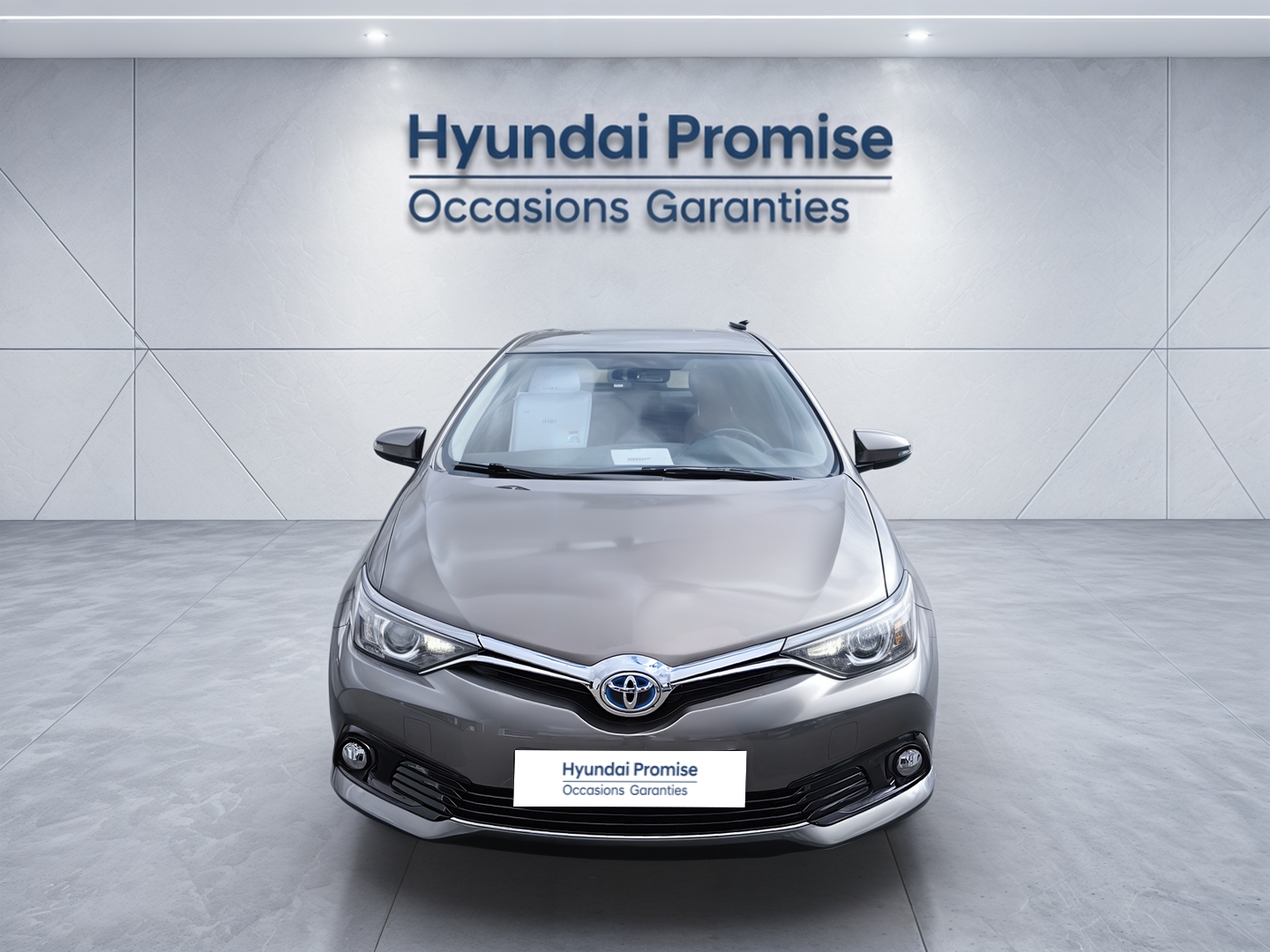 TOYOTA Auris Touring Sports Hybride 136h Design - Véhicule Occasion - Océane Auto TOYOTA Auris Touring Sports Hybride 136h Design - Véhicule Occasion Océane Auto