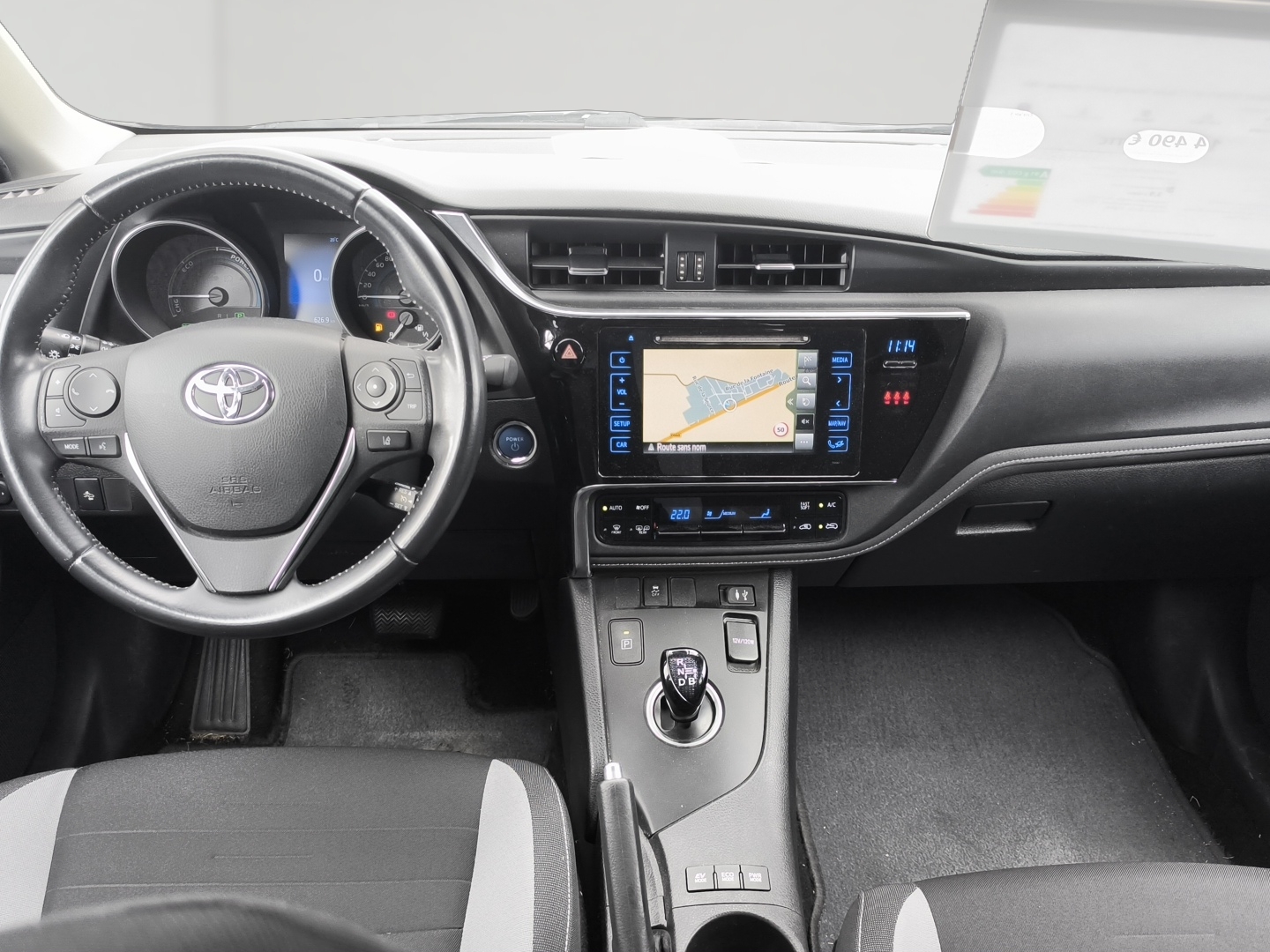TOYOTA Auris Touring Sports Hybride 136h Design - Véhicule Occasion - Océane Auto TOYOTA Auris Touring Sports Hybride 136h Design - Véhicule Occasion Océane Auto