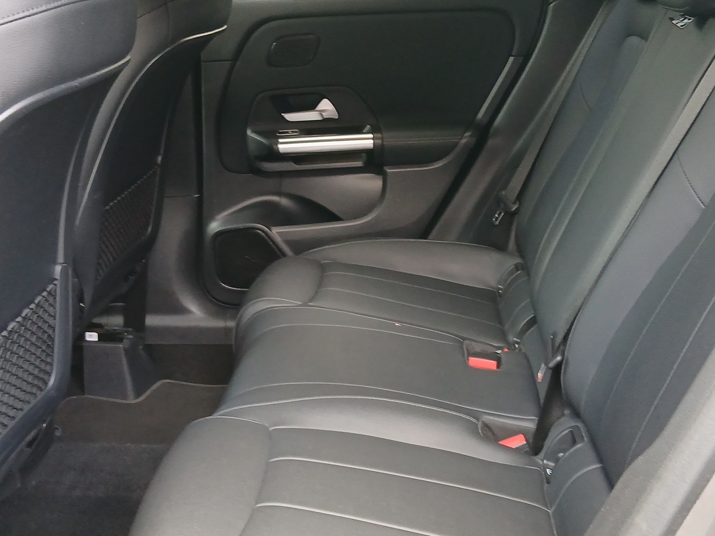 MERCEDES GLA 200 7G-DCT Progressive Line - Véhicule Occasion Océane Auto