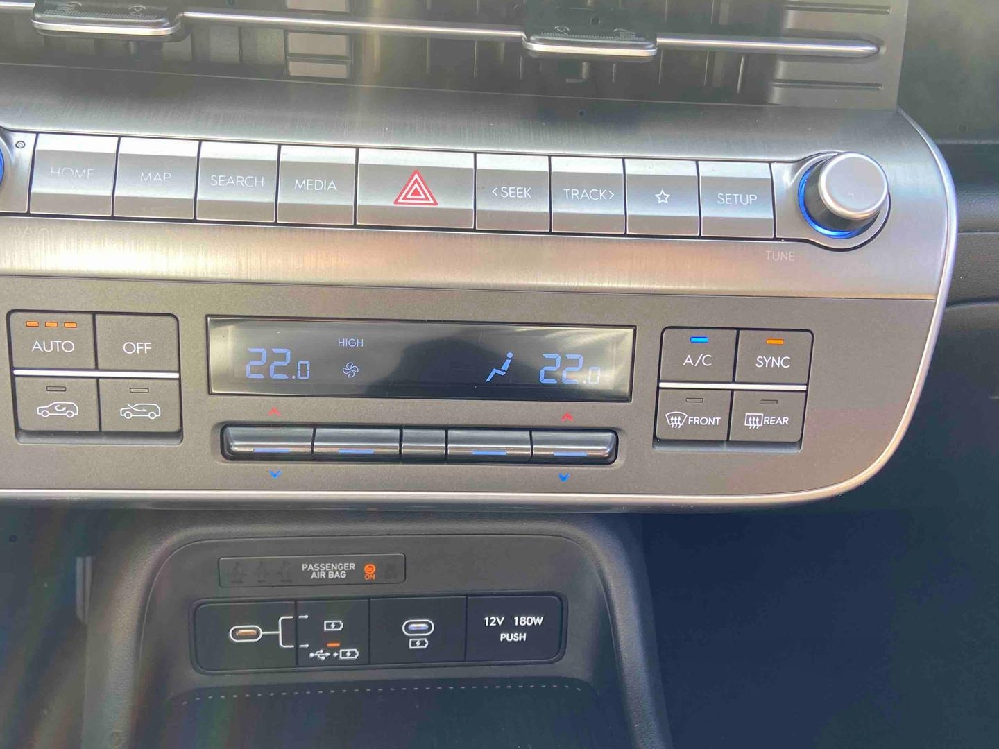HYUNDAI Kona 1.0 T-GDi 100 Intuitive - Véhicule Occasion - Océane Auto HYUNDAI Kona 1.0 T-GDi 100 Intuitive - Véhicule Occasion Océane Auto