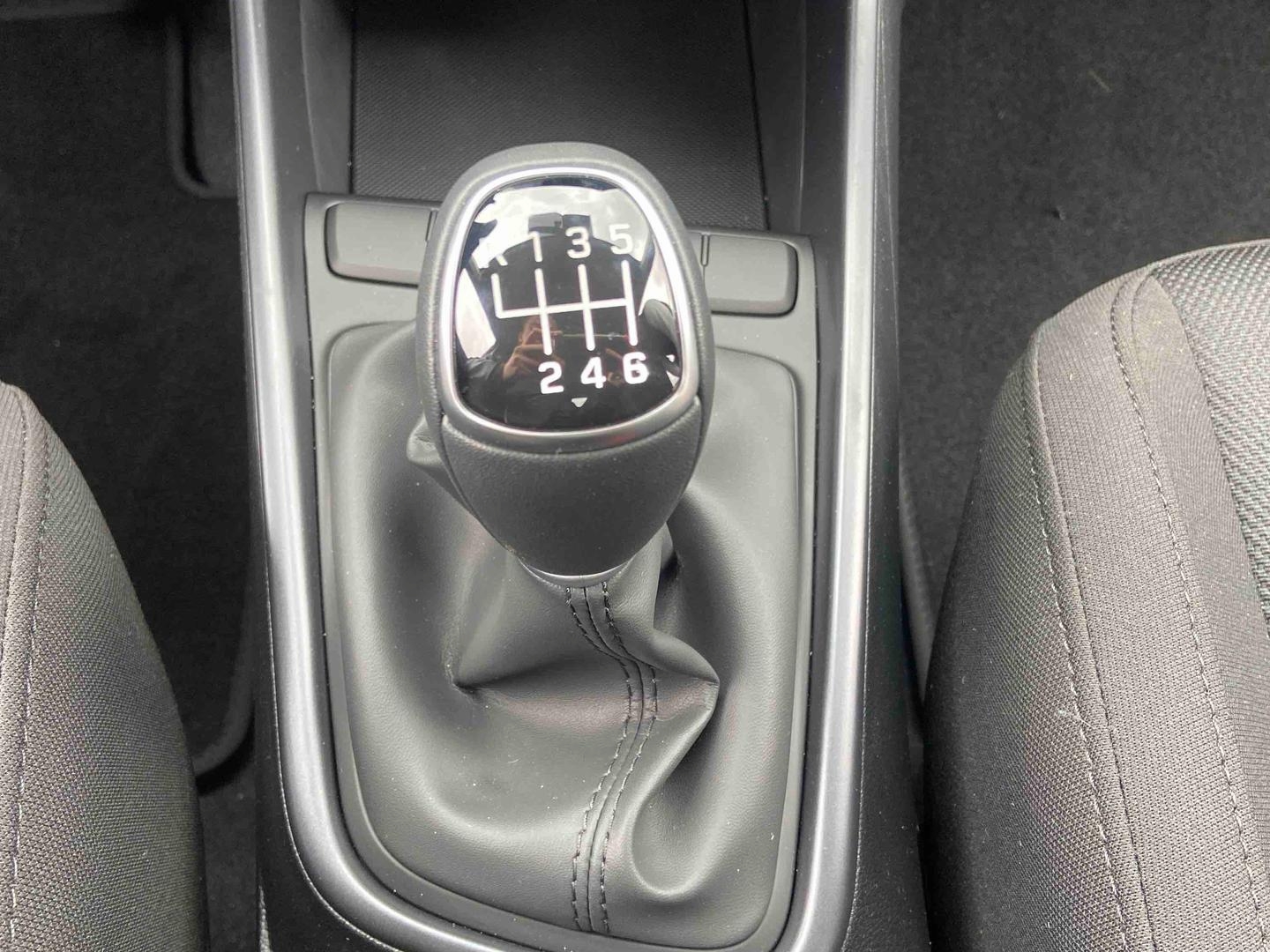 HYUNDAI i20 1.0 T-GDi 90 Initia - Véhicule Occasion Océane Auto