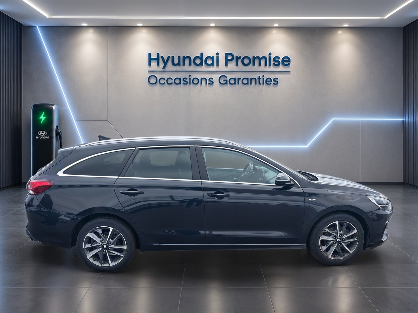 HYUNDAI i30 SW 1.0 T-GDi 120 iBVM6 Hybrid 48V Creative - Véhicule Occasion - Océane Auto HYUNDAI i30 SW 1.0 T-GDi 120 iBVM6 Hybrid 48V Creative - Véhicule Occasion Océane Auto