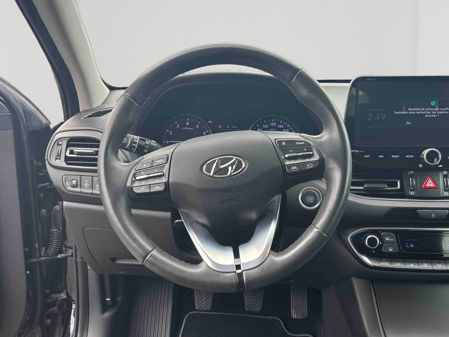 HYUNDAI i30 SW 1.0 T-GDi 120 iBVM6 Hybrid 48V Creative - Véhicule Occasion - Océane Auto HYUNDAI i30 SW 1.0 T-GDi 120 iBVM6 Hybrid 48V Creative - Véhicule Occasion Océane Auto