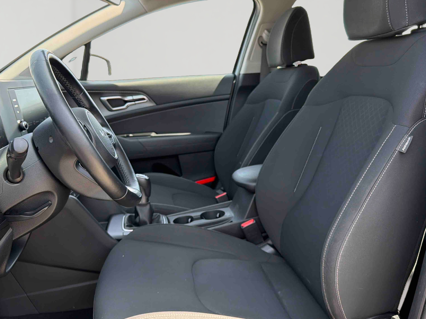 KIA Sportage 1.6 T-GDi 150ch MHEV BVM6 4x2 Active - Véhicule Occasion Océane Auto