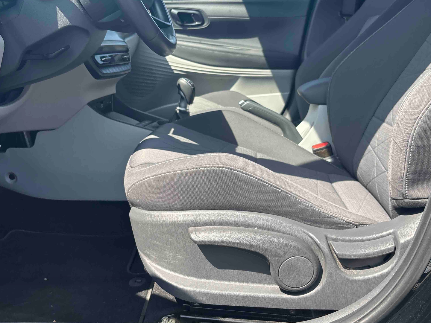 HYUNDAI Bayon 1.0 T-GDi 100 Hybrid 48V Creative - Véhicule Occasion - Océane Auto HYUNDAI Bayon 1.0 T-GDi 100 Hybrid 48V Creative - Véhicule Occasion Océane Auto