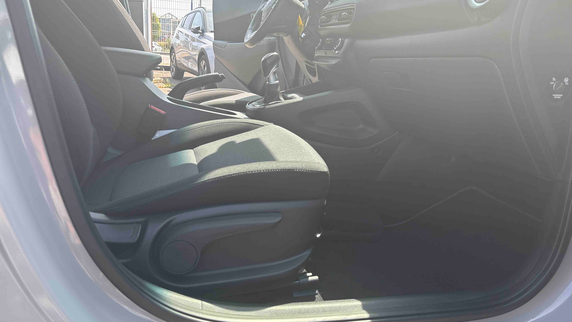 HYUNDAI Kona 1.0 T-GDi 120 Hybrid 48V Intuitive - Véhicule Occasion - Océane Auto HYUNDAI Kona 1.0 T-GDi 120 Hybrid 48V Intuitive - Véhicule Occasion Océane Auto
