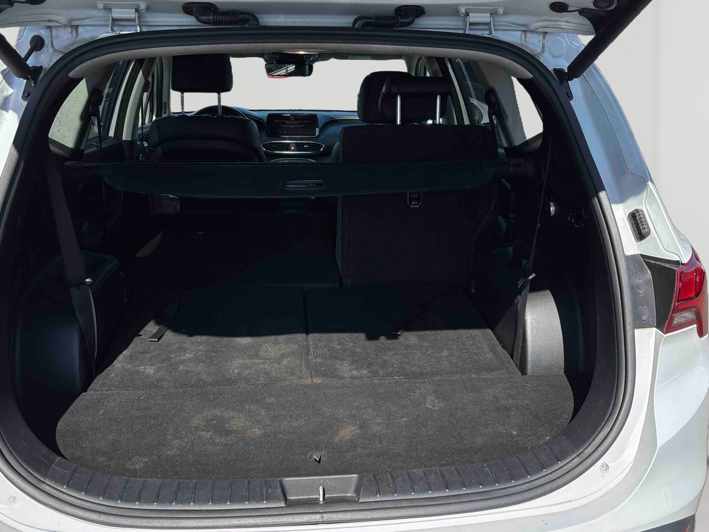 HYUNDAI Santa Fe 1.6 T-GDi Hybrid 230 BVA6 Executive - Véhicule Occasion - Océane Auto HYUNDAI Santa Fe 1.6 T-GDi Hybrid 230 BVA6 Executive - Véhicule Occasion Océane Auto