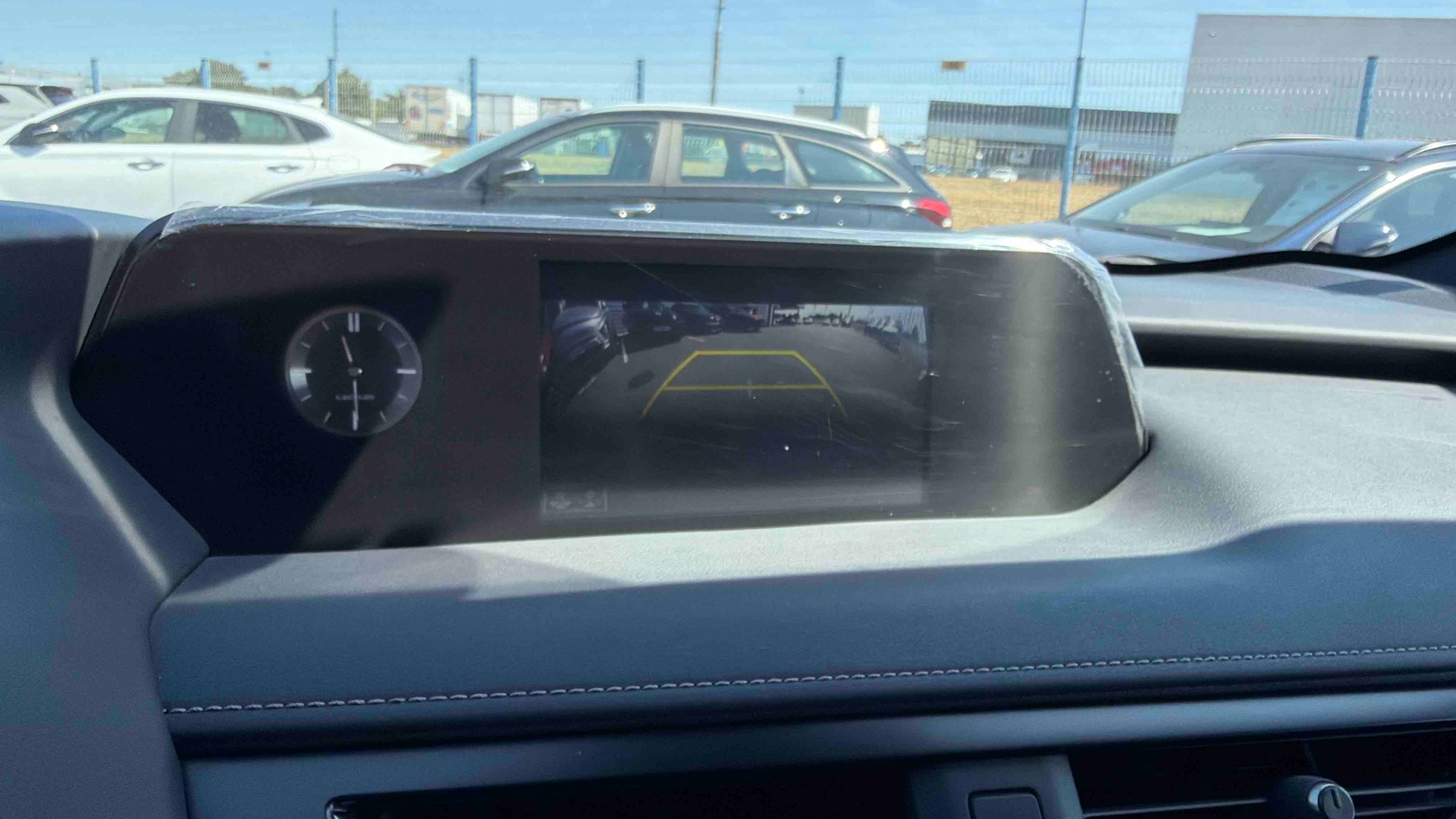 LEXUS UX 250h 2WD Pack Confort Business - Véhicule Occasion Océane Auto